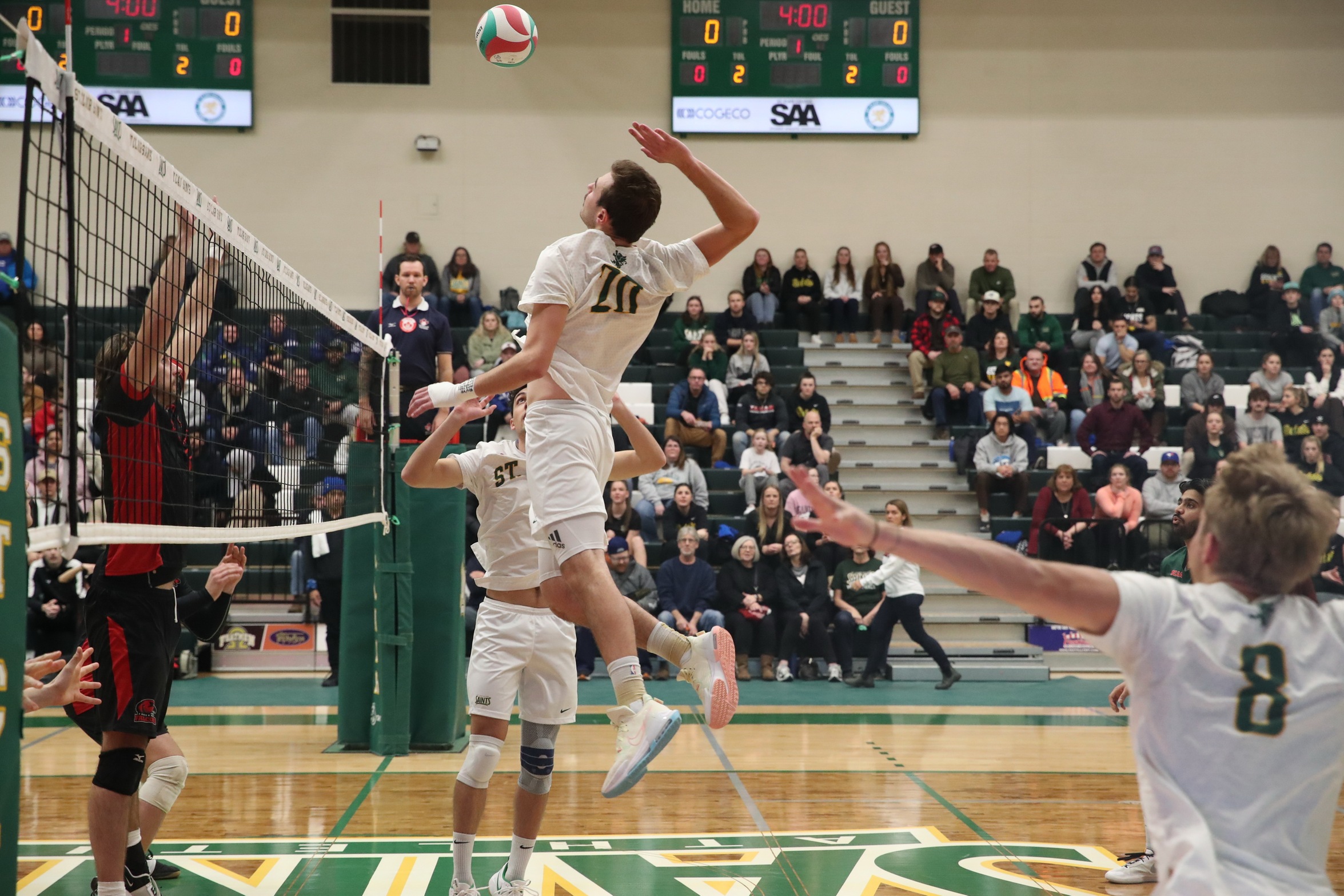 Men's Volleyball Win Battle For First Place